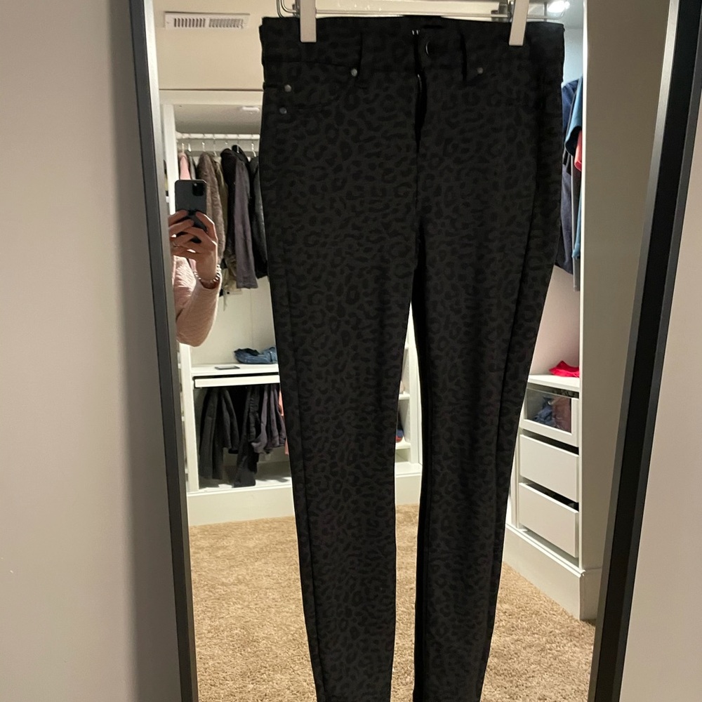 Liverpool Jeans Company Madonna Cheetah Print Leggings size 0/25 EUC